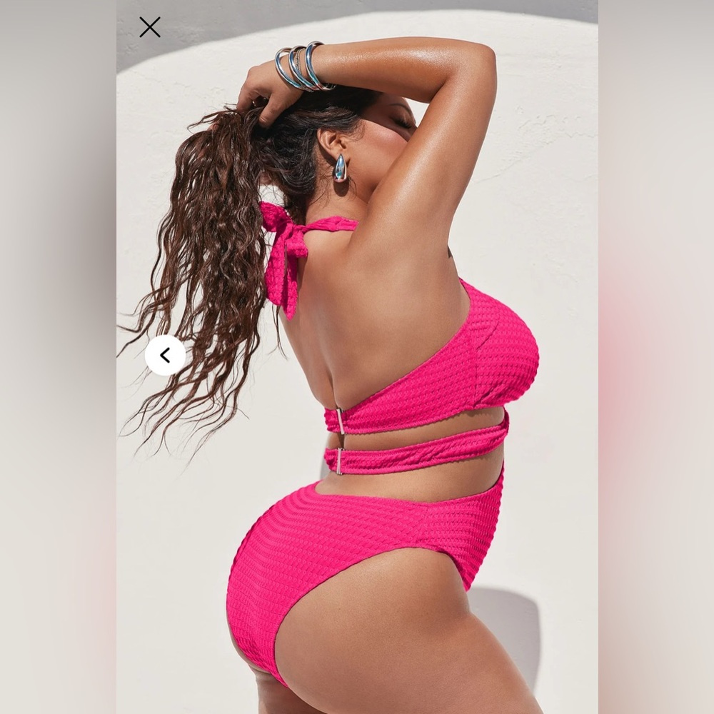 Fashion Nova Lost In Paradise Cutout One Piece Swimsuit - Picture 7 of 7